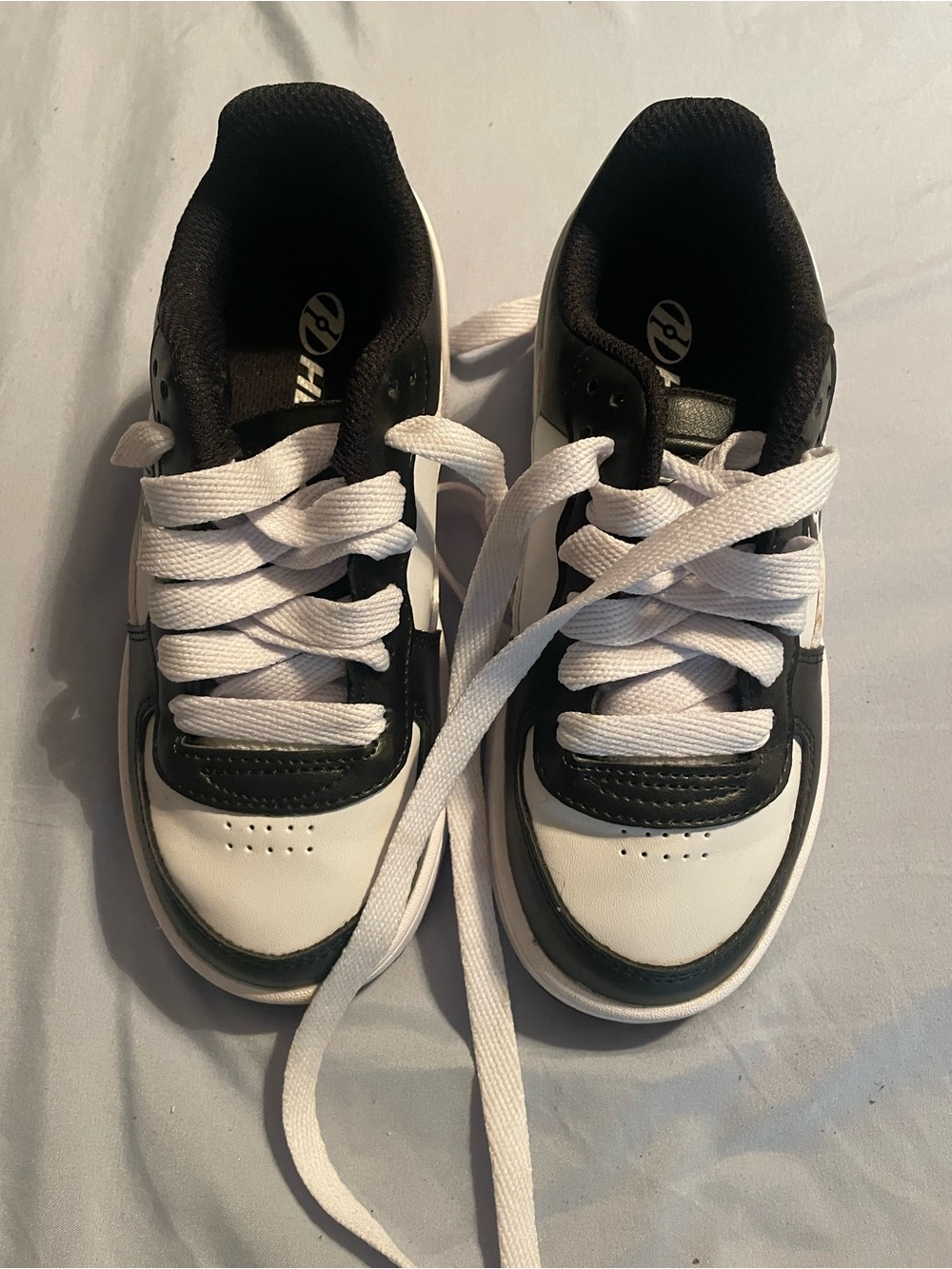 Heelys Kids' Black & White Skate Sneakers - Stylish Everyday Shoe